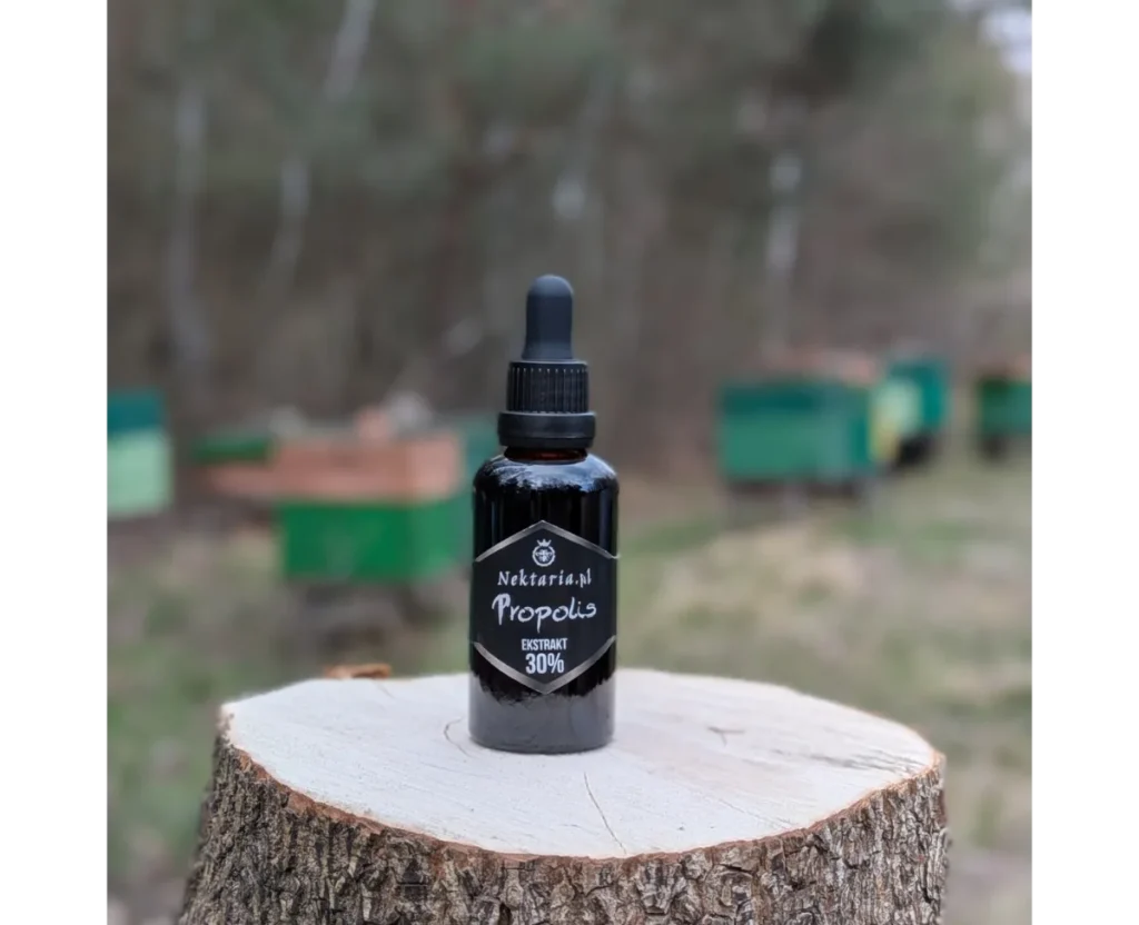 Krople Propolisowe 30% Nalewka Ekstrakt Propolis 50ml Pasieka Nektaria na pieńku na Roztoczu